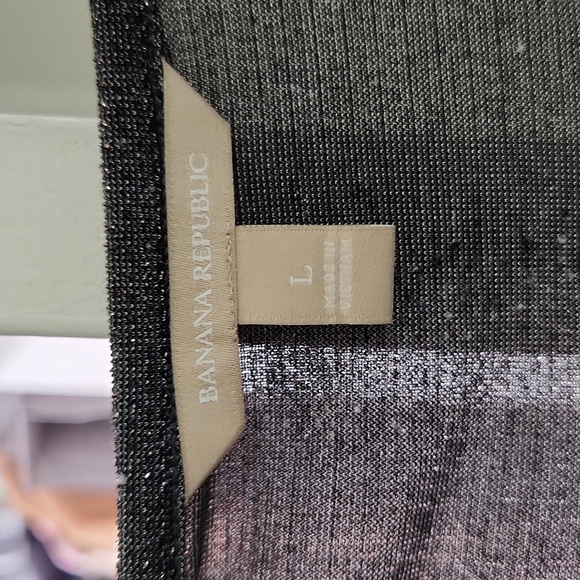 Banana Republic women's blouse gray and silver sparkles size Large - Picture 2 of 4